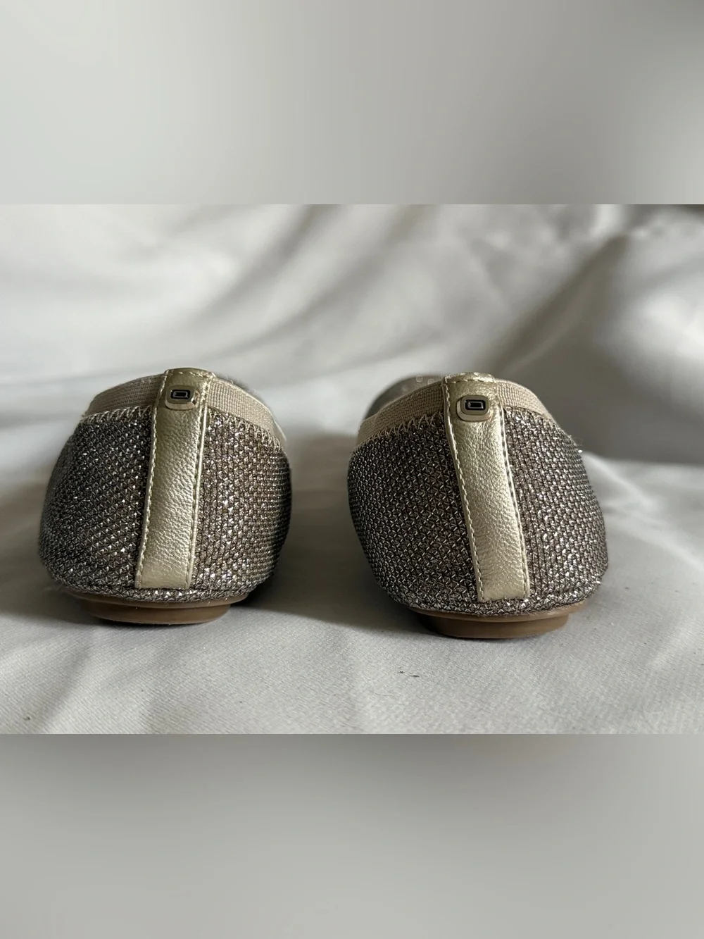 Bandolino Edition Metallic Shimmer Ballet Flats Size 8.5M